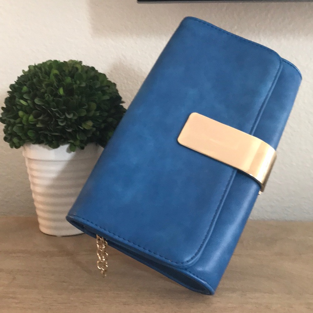 💙Azure Clutch💙